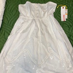Beachy, Strapless O’Neill Dress